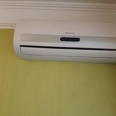 Ferienwohnung Центральная Часть, Пр. Александра Поля 84 Dnipro Exterior foto